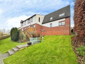 Photo 5- click for photo gallery